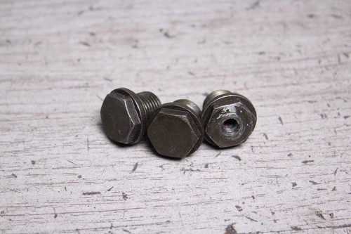 Cylinder head bolts suzuki - head,