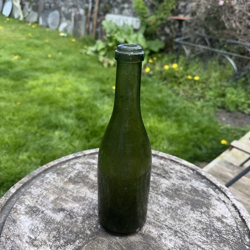Vintage old collectible - vintage, green