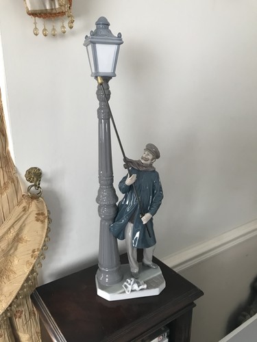 Lladro lamplighter figurine - lladro,