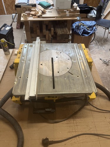 Dewalt flip over - flip, table