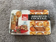 Vintage Tin Peek Freans 1970s