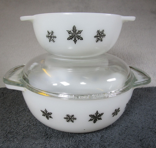 Lovely vintage jaj pyrex - vintage,
