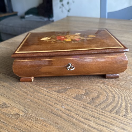 Vintage italian inlaid wooden - vintage,