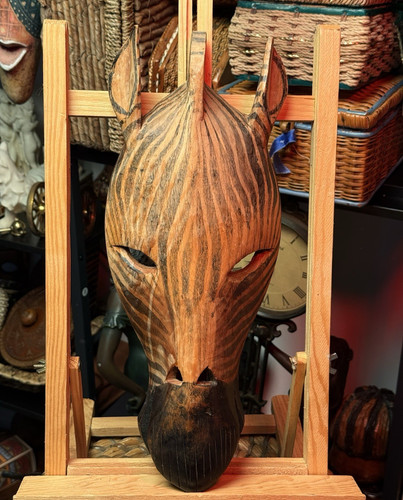 Rare african style carved - african,