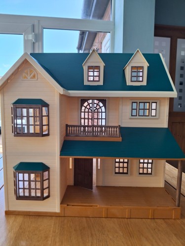 Sylvanian families deluxe - families,