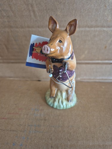 Beswick pig prom - ~pig, 84~31
