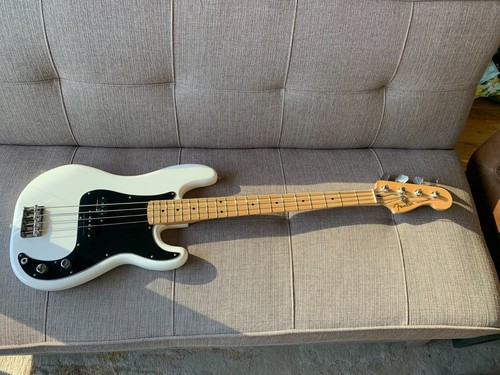 2022 fender player precision - 2022,