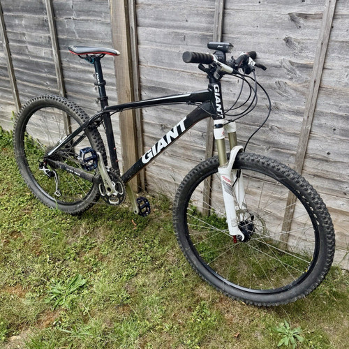 Giant mountain bike 26in - giant,