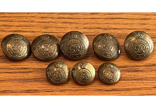 Brass military buttons - x8,