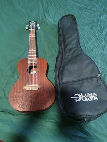 Luna ukulele uke mah - uke, /