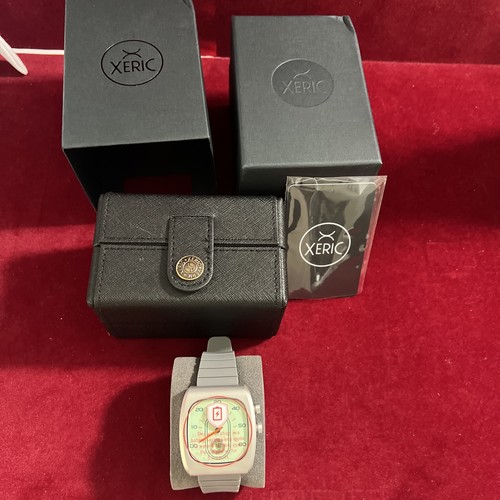 Xeric retroscope jump - jump, hour