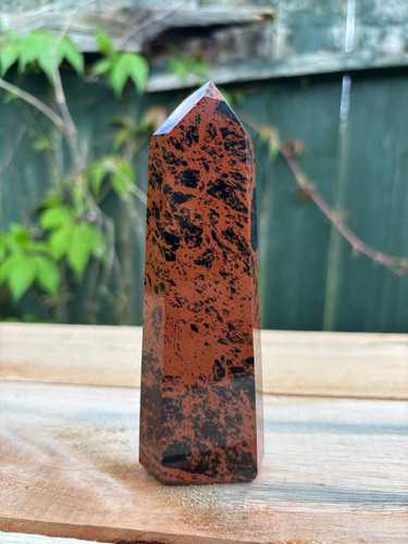 Mahogany obsidian tower - obsidian, 178g