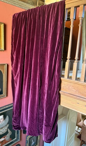 Luxurious claret silk velvet - claret,