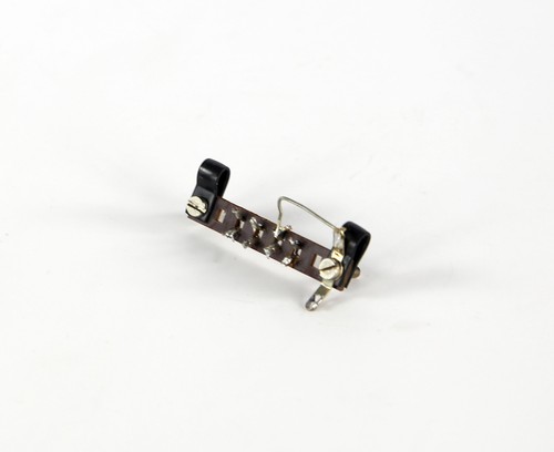 Connection strip tonearm cable