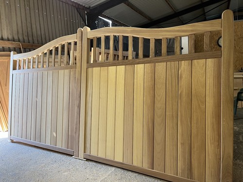 Hardwood driveway gates - gates, iroko