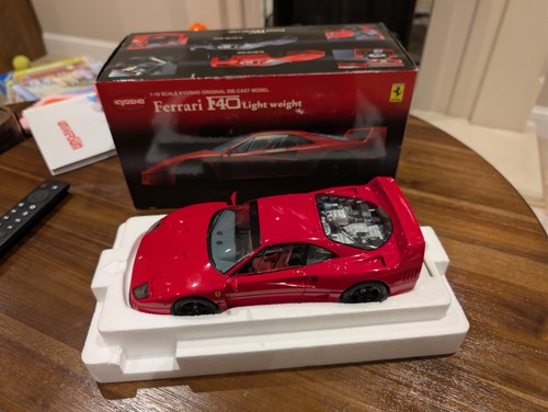Kyosho ferrari f40 light - 1/18,