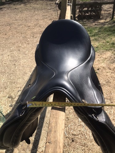 Black minister saddle - black, 17.5