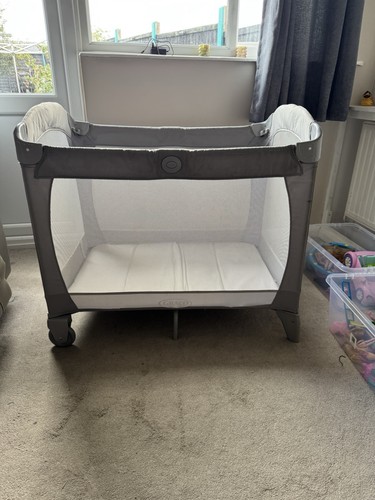 Graco foldable baby travel - foldable, cot