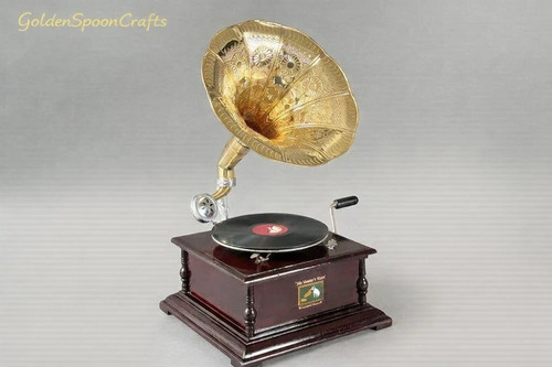 Antique gramophone fully - gramophone,,