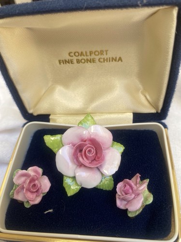 Floral china brooch clip on - ,