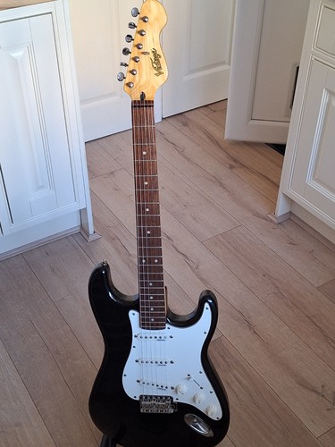 Vintage electric guitar - v6,