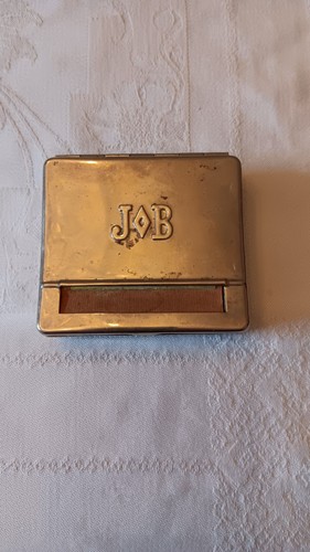 Cigarette rolling machine - rolling,