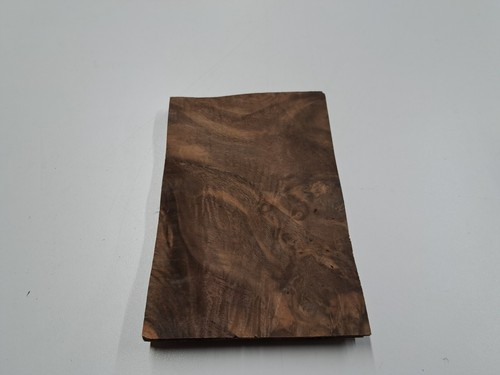 Burr walnut veneer 1 natural - burr,