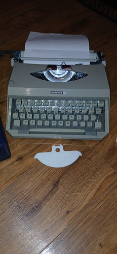Antares capri typewriter case - antares, typewriter/case