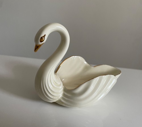 Vintage porcelain cream - vintage, swan