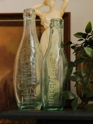 Pair vintage antique - of,
