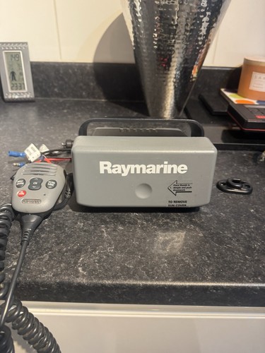 Raymarine vhf ray55e - raymarine,