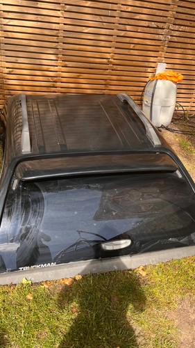 Mitsubishi l200 black hardtop - black,