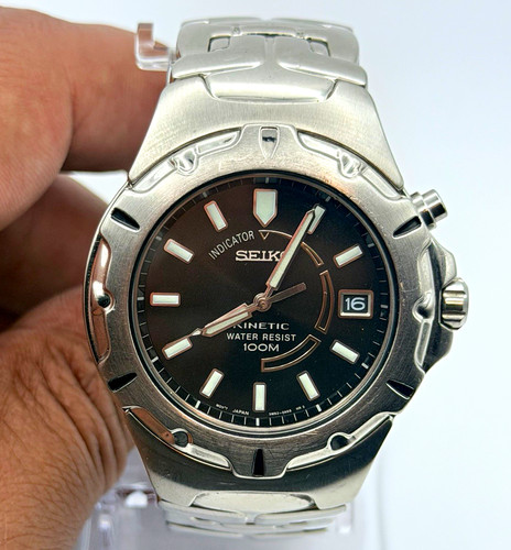 Seiko kinetic men analog - seiko,