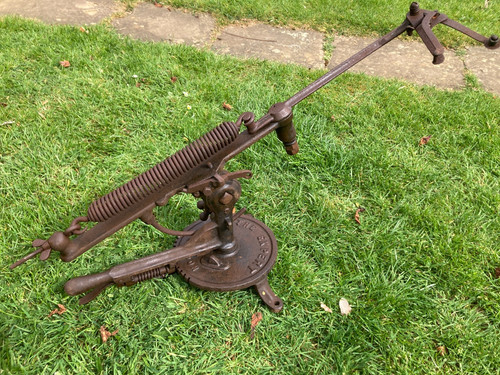 Antique clay pigeon trap the - antique, "the