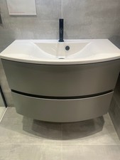 Crosswater Svelte 800 Unit