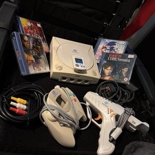 Sega Dreamcast Console -  Four Games - Controller, Memory Card & Gun