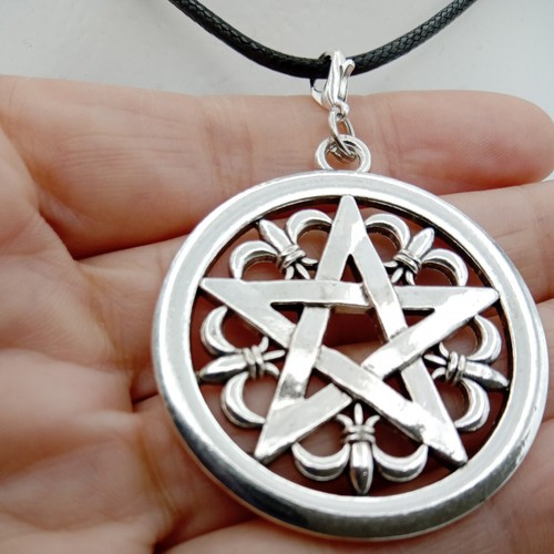 Large pentagram necklace - large,