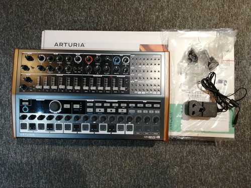 Arturia minibrute - arturia, 2s