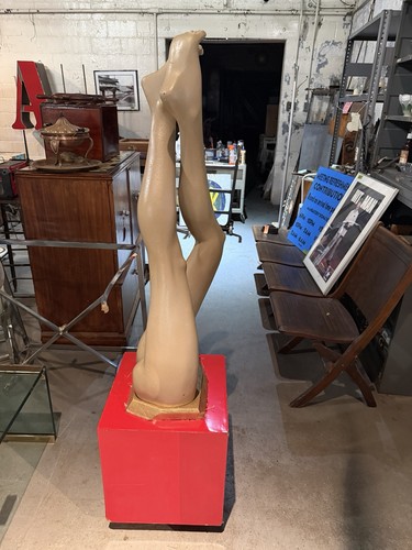 Vintage mannequin legs cube - mannequin, on