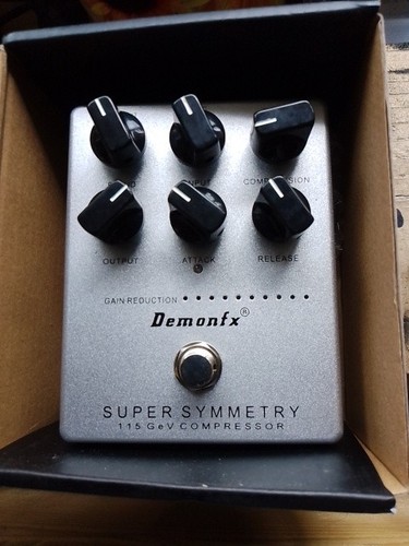 Demon super symmetry bass - demon, fx