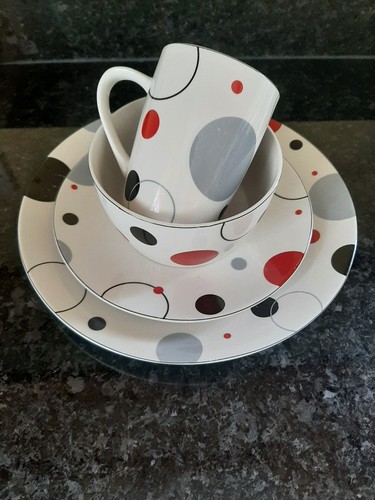 Crockery set for one - , 1