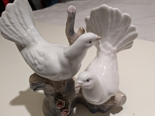 Two doves porcelanas - two,