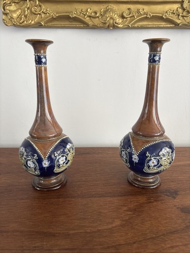 Doulton lambeth pair - lambeth,