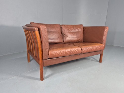Vintage seater sofa - vintage,