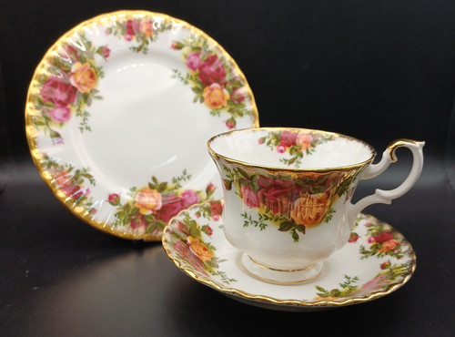 Royal albert old - country, roses