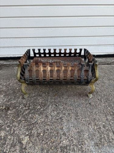 Vintage b150 cast - iron, fire