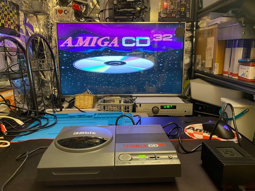 Commodore amiga cd32 - commodore,