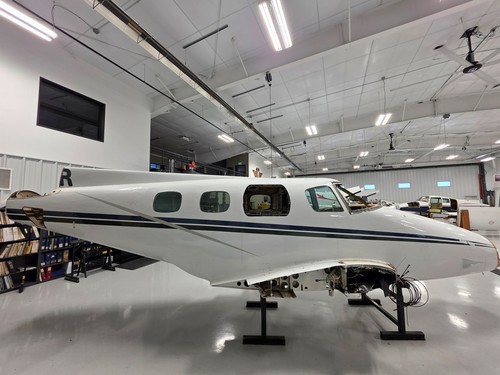 Beechcraft fuselage with - 60,