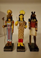 Set of 3 Collectible Figures -