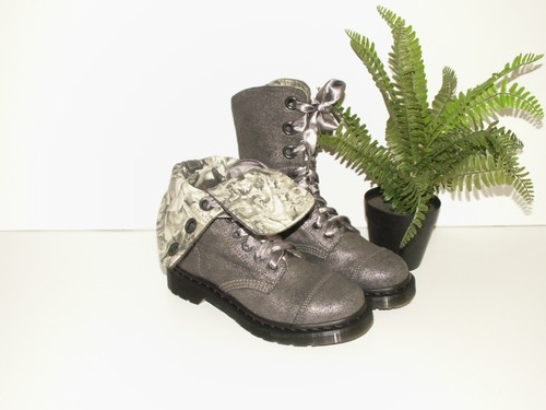 Martens triumph amilie - martens,